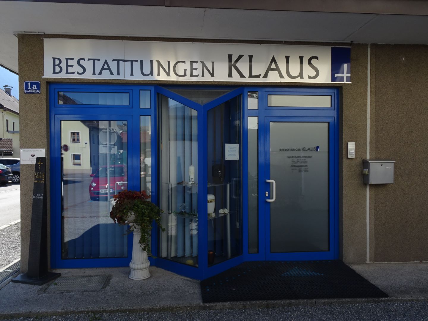 Außenansicht Bestattungen Klaus in Reutte